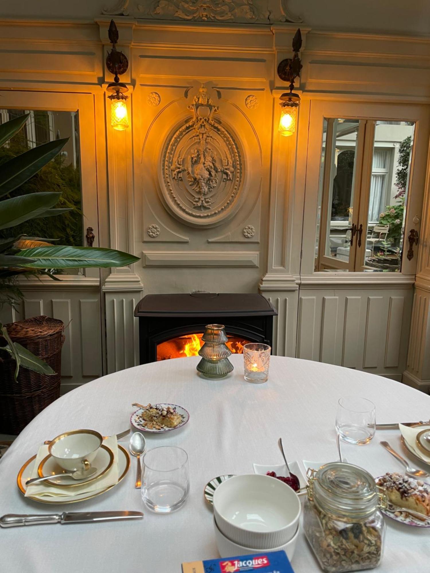 Huis Dujardin Bed&Breakfast แอนต์เวิร์ป ภายนอก รูปภาพ